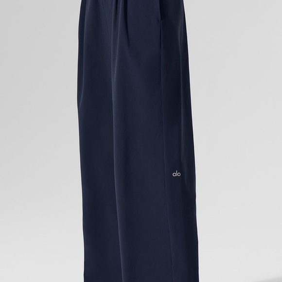 ALO Yoga Women's Dark Blue Wide Leg Pants - Picture 2 of 4